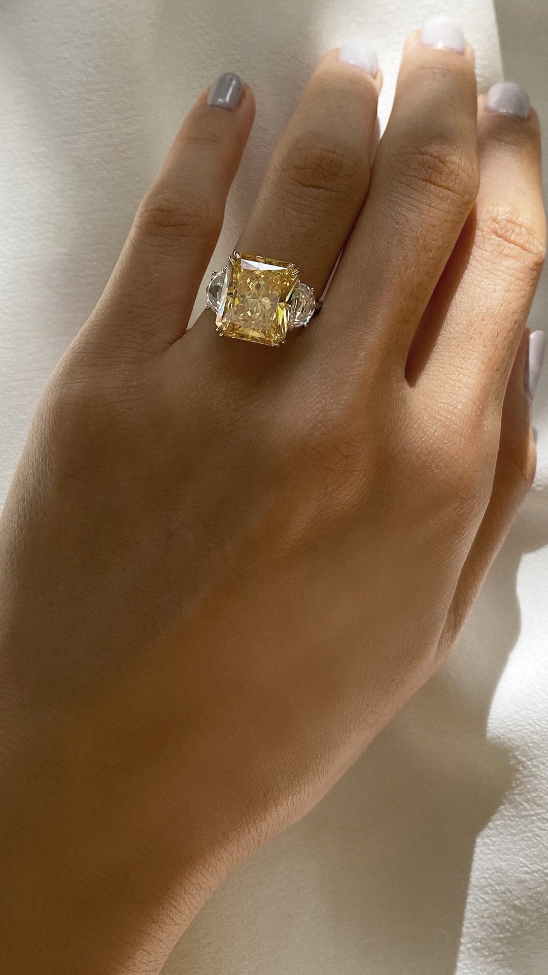 Harlow-Canary-Radiant-Ring-d00dl.jpg