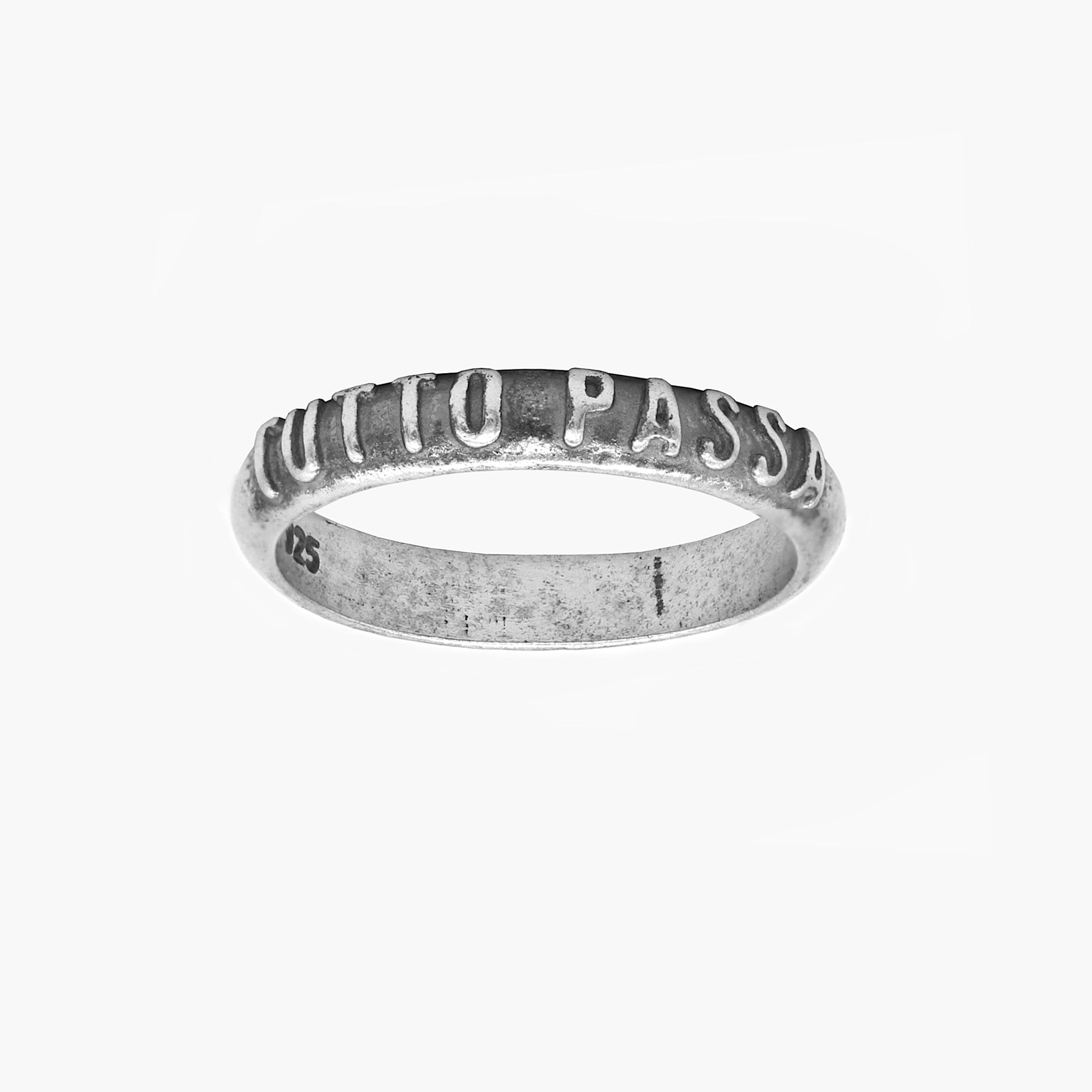 Tutto-Passa-Sterling-Silver-Ring-Band-Kompsos.jpg