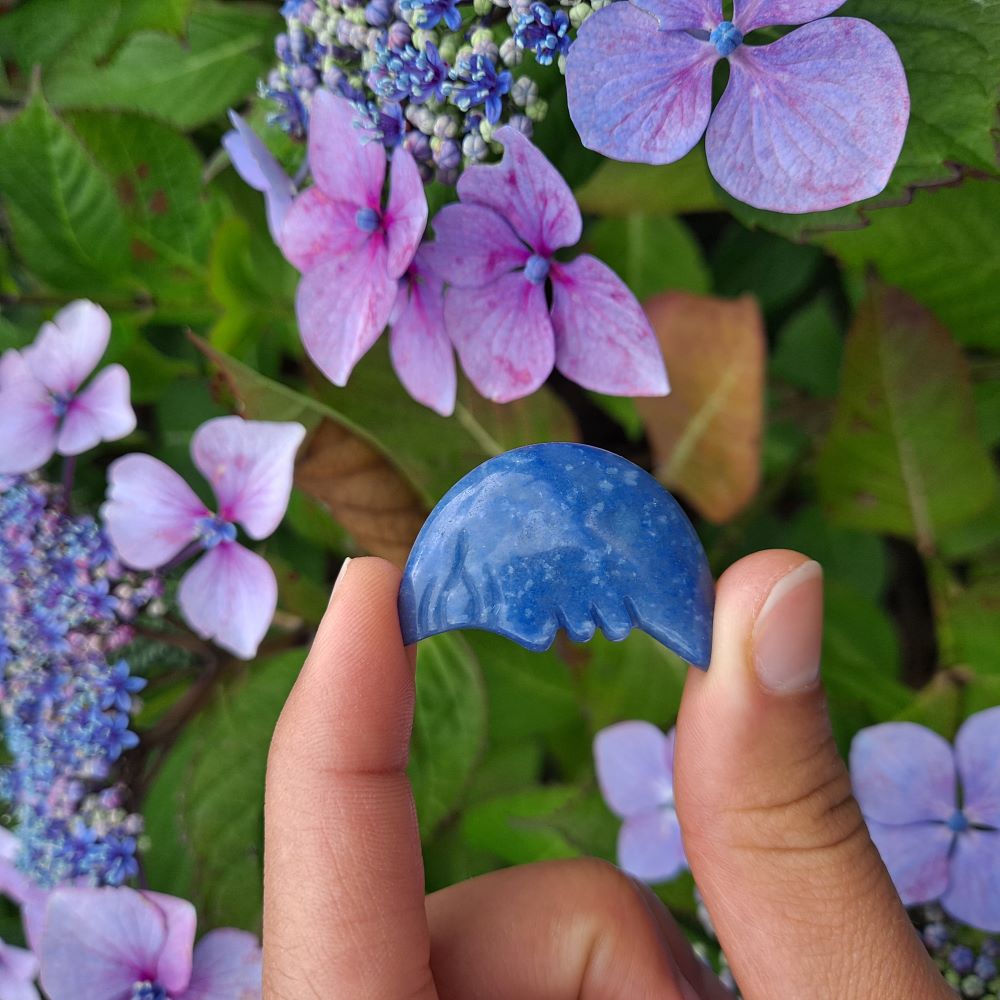 blue-aventurine-healing-crystals-moon-face-carving-dumiscrystals.jpg