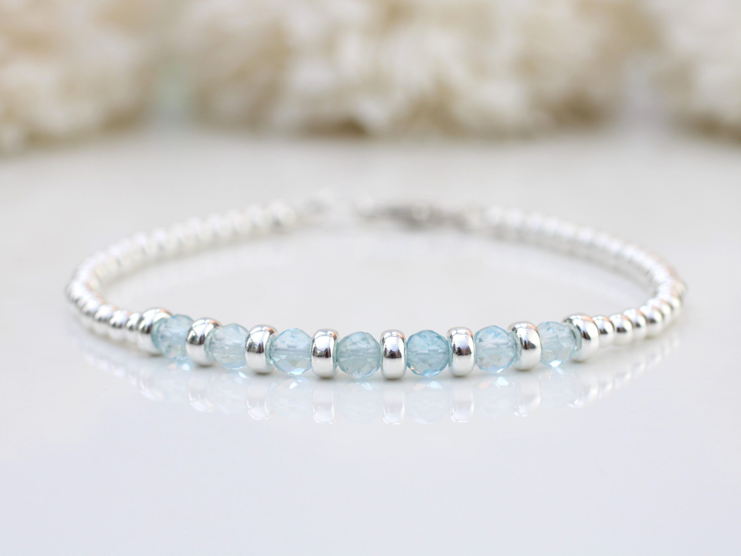 blue_topaz_bracelet_in_silver_b212f8da-ede6-4624-9e7e-50147d6afe3e.jpg