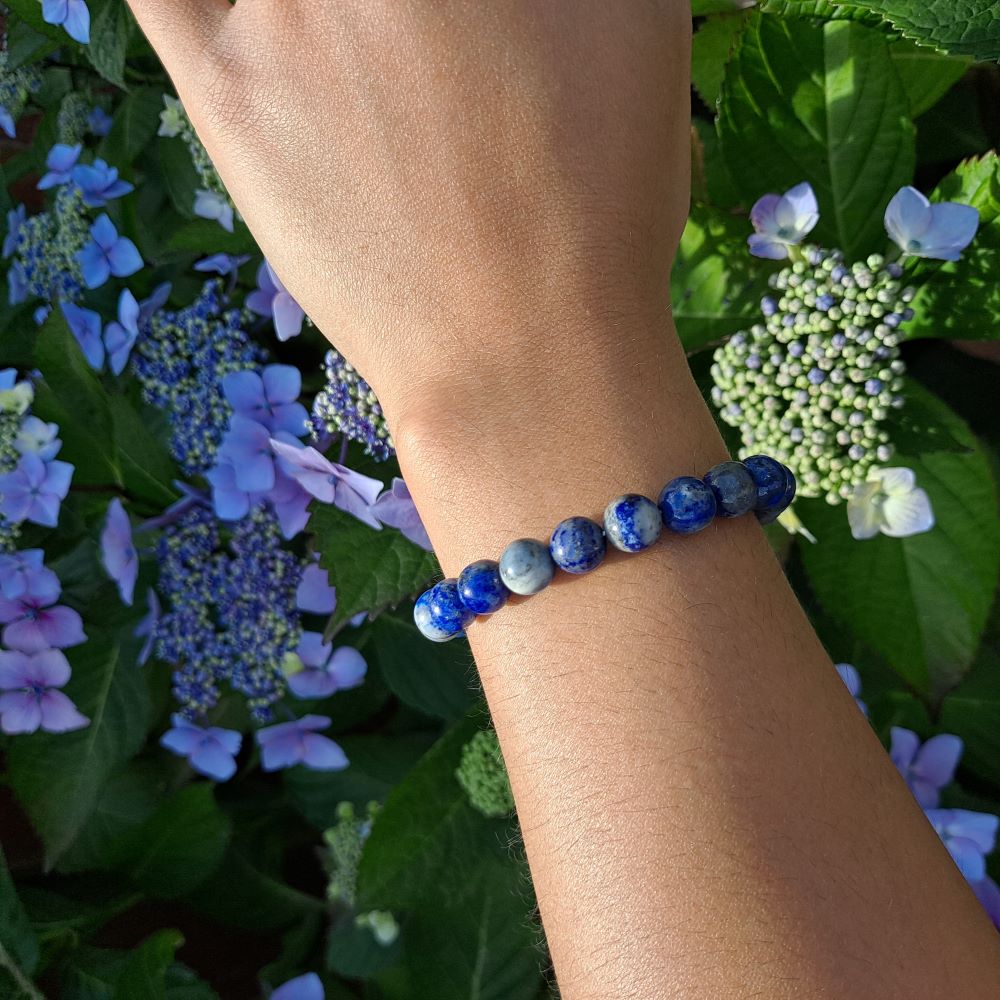 lapis-lazuli-healing-crystals-bead-bracelet-dumiscrystals.jpg