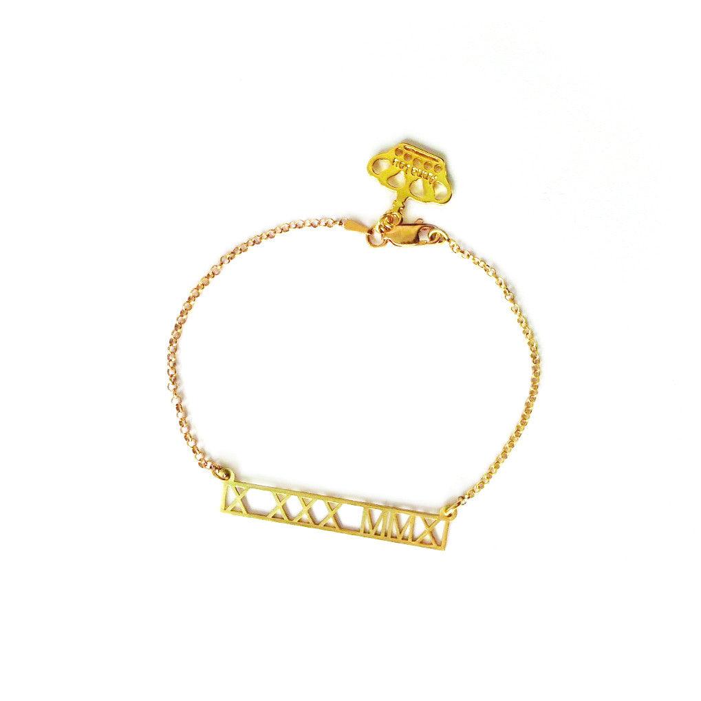roman_bracelet_gold.jpg