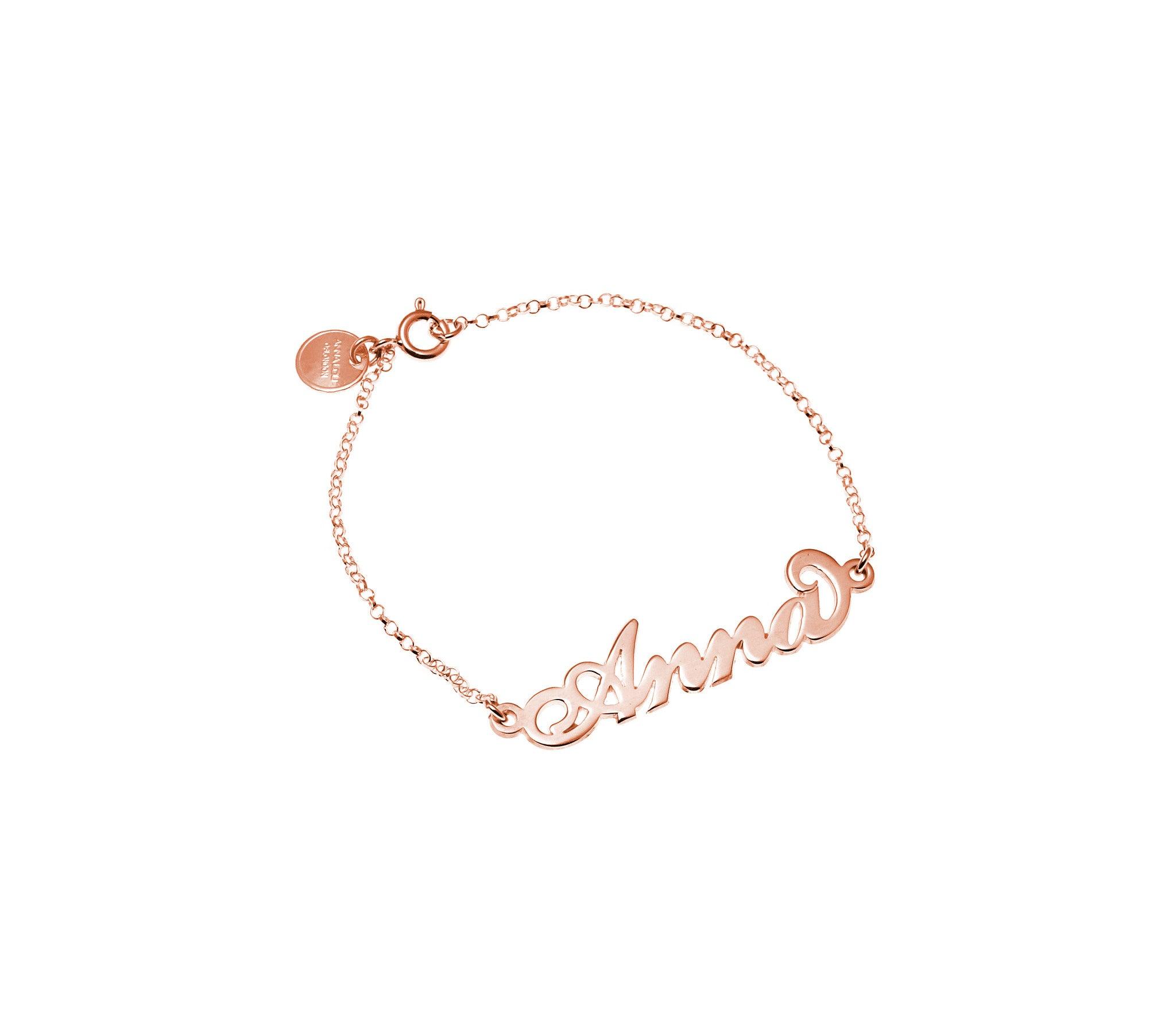 rosegold_name_bracelet_Anna_Lou__45_8bb32a1b-14c3-44e1-9d21-eb39db9c3e5b.jpg