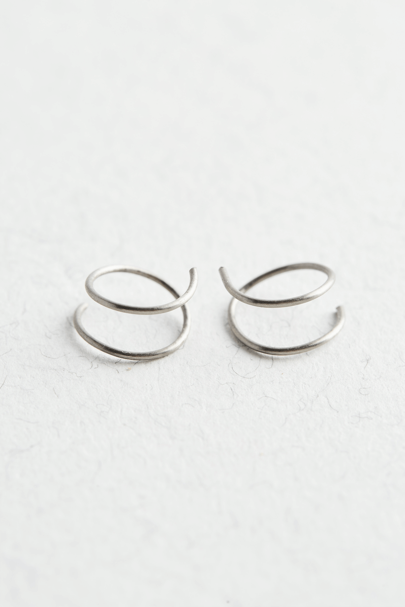 titanium-huggie-hoops-984616.png