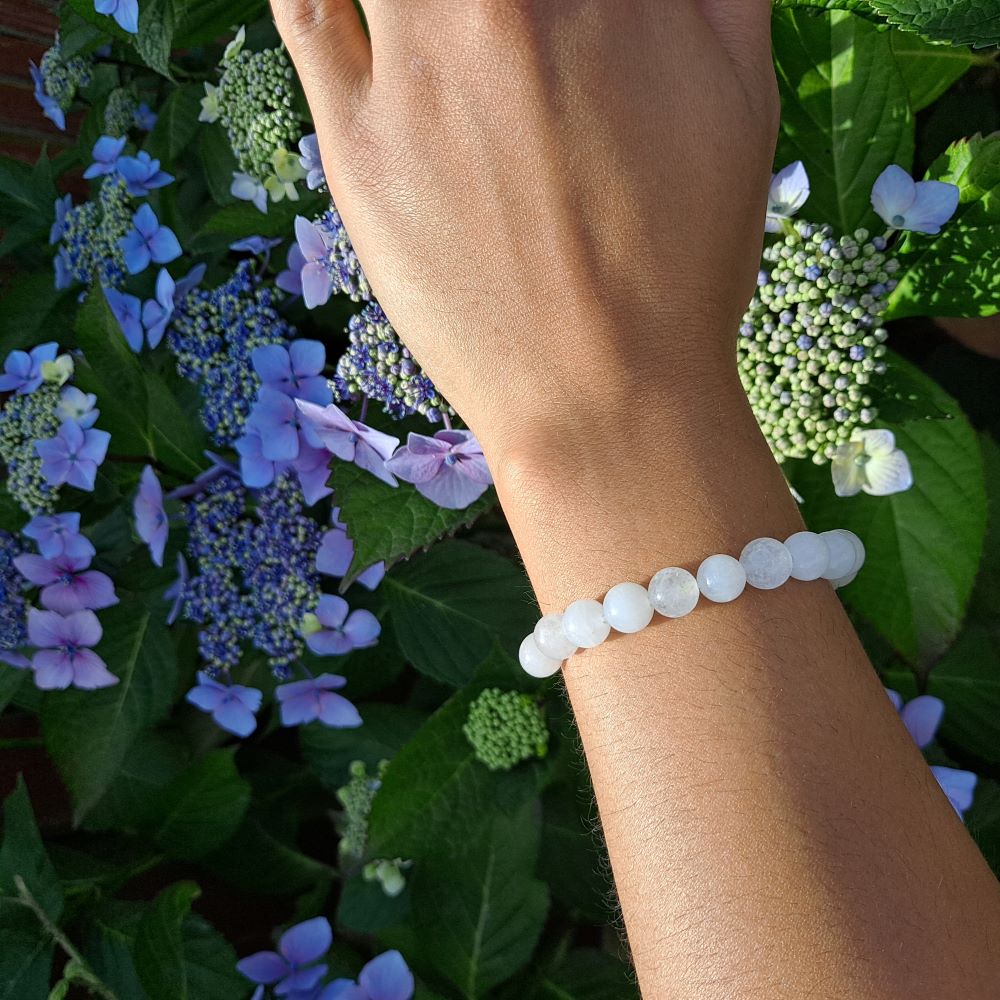 white-jade-healing-crystals-bead-bracelet-dumiscrystals.jpg
